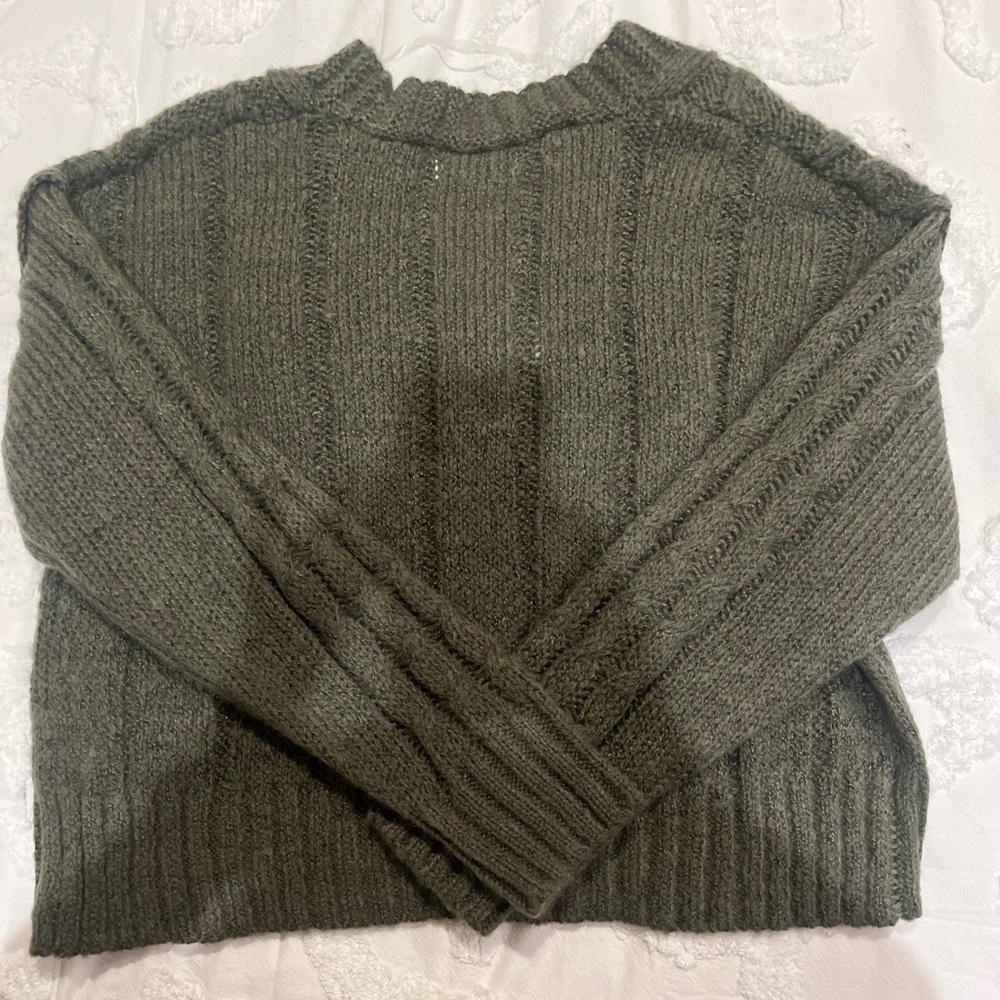 womens medium dark green sweater with brown buttons